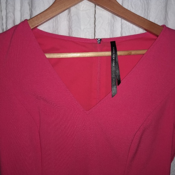 Knees length pink dress with shoulder design. - Picture 4 of 4